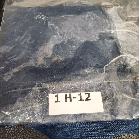 L'Agence Distress Jean Size 26 Womens Cropped Cuff Skinny Leg Mid-Rise USA Msde - Picture 13 of 13